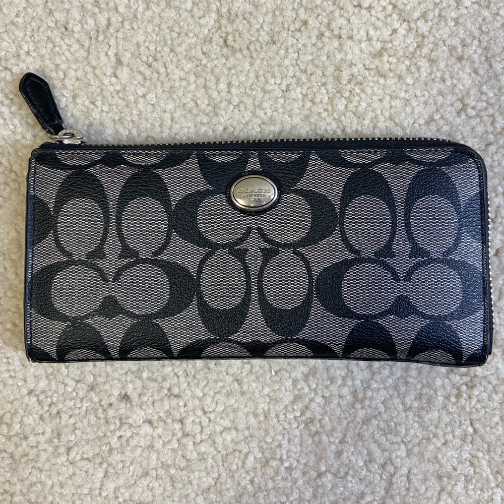 Coach wallet